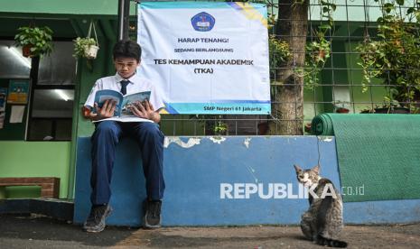 Saat Anak-anak Belajar di Tengah Gempa, Negara Siapkan TKA Susulan