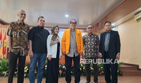 Di Universitas Jayabaya, Deddy Mizwar Soroti Kekuatan Budaya dan Film