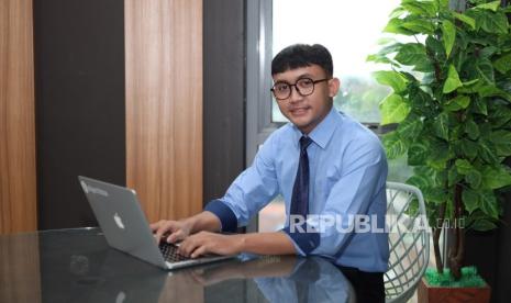 Jangan Jadi Penonton Revolusi AI, Saatnya Jadi Pencipta