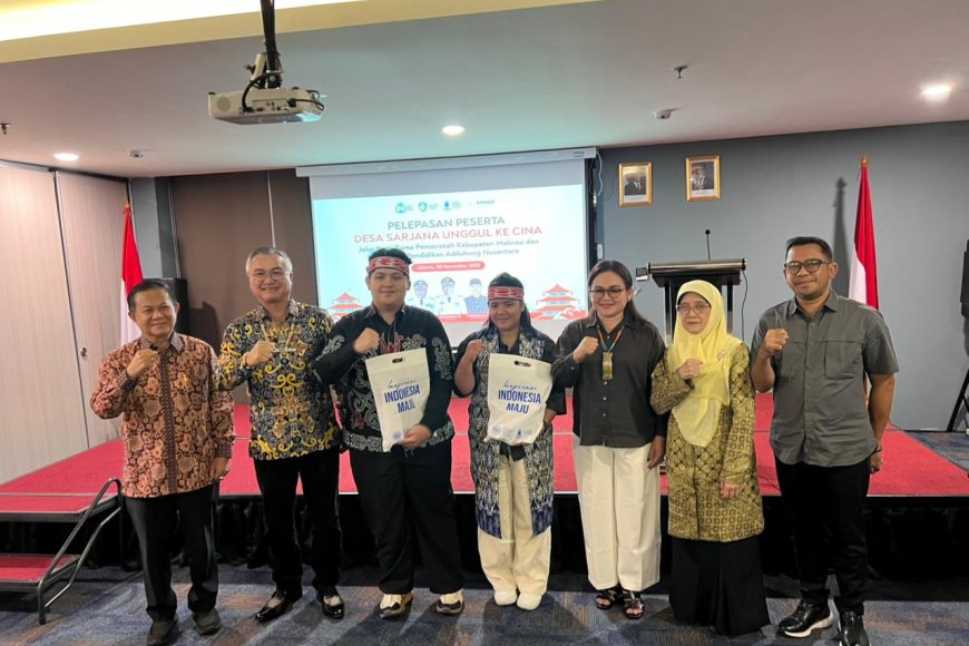 Bupati Wempi W. Mawa Lepas Peserta Desa Sarjana Unggul Malinau ke Cina: Sinergi Pemkab-YPAN Cetak Aset Unggul Daerah